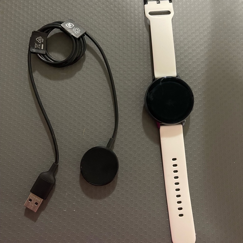 Samsung Galaxy Active 2 Smart Watch
